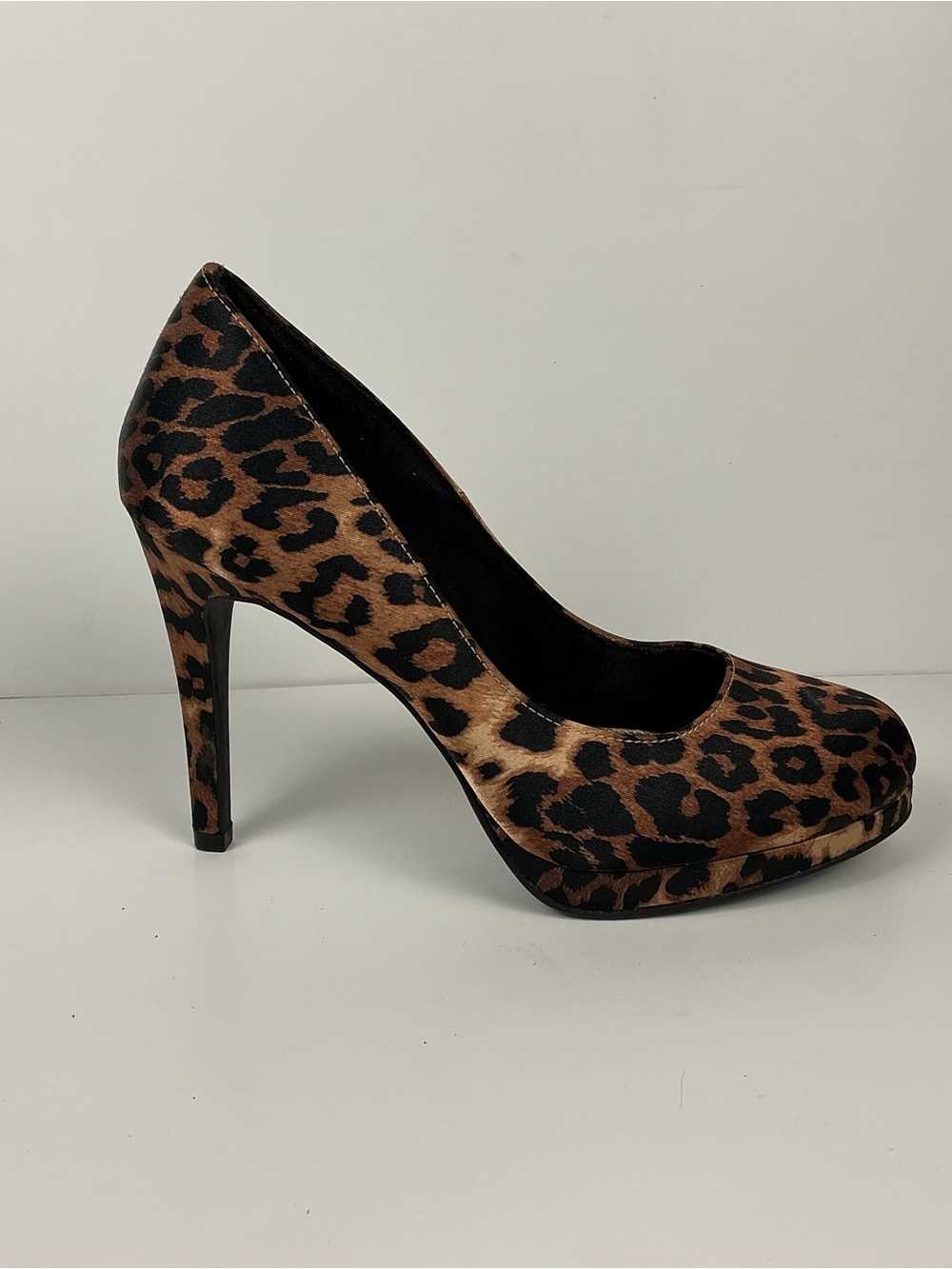 Leopard Print High Heel Pump Size 8 Fioni
